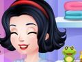 Pregnant Snow White 