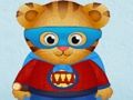 Tiger cub Daniel: dress up 