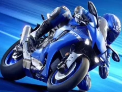 Logħba Desert Racer Motorbike onlajn