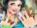 Snow White Nails — free online game