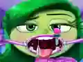 თამაში Inside Out Disgust Throat Surgery ონლაინ