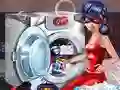 LadyBug Washing Costumes — free online game