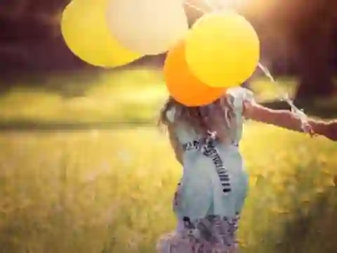 Girl Balloons Child Jigsaw — jogo online grátis