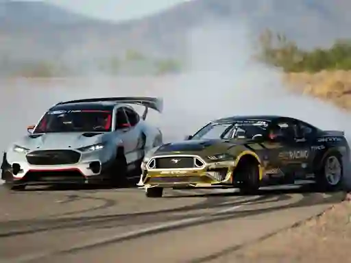 თამაში Drifting Mustang Car Puzzle ონლაინ