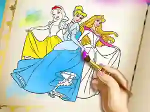 Cluiche Princesses Coloring Book ar líne