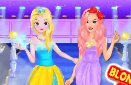 Blonde Vs Readhead Fashion Show — free online game