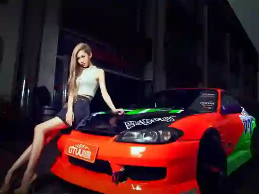 Girls and Cars — free online game