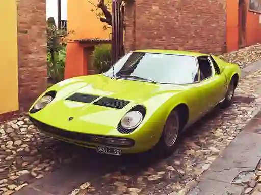 Lamborghini Miura P400 Puzzle — free online game