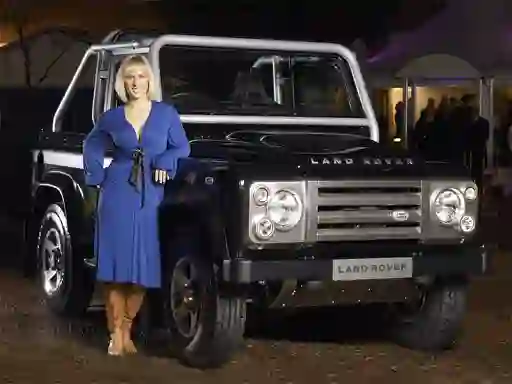 Land Rover Defender SVX Slide — free online game