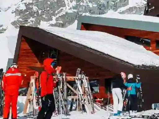 Ski Resort Hidden Snowflakes — free online game