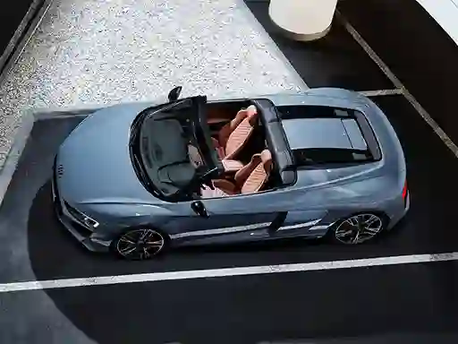 Гаме Audi R8 V10 RWD Spyder Slide онлајн