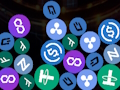 Merge Crypto 2048 Puzzle 