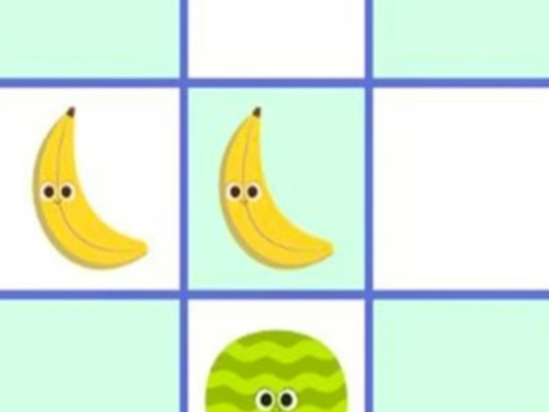 Juicy Tic Tac Toe Battle